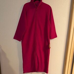 Great Northwest Clothing Company Fuchsia Full-Zip Robe